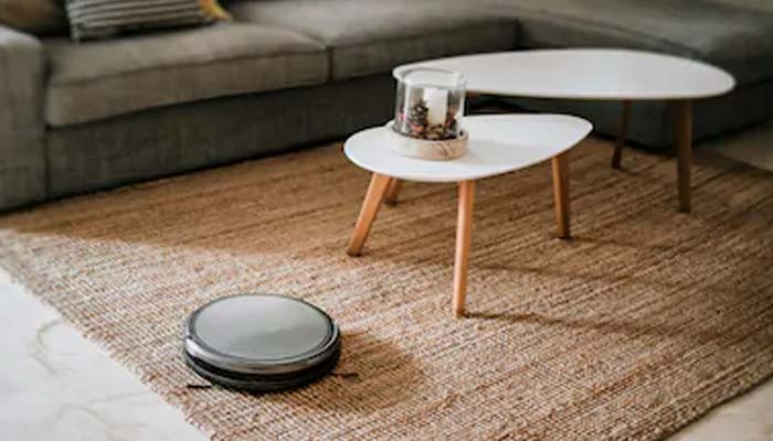 robotic vacuum cleaner