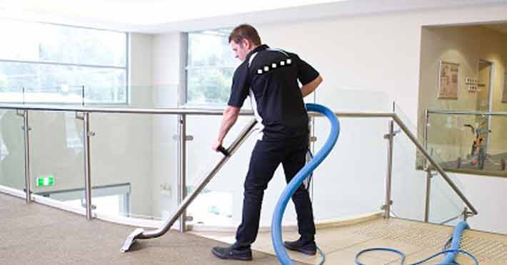 How to Pick the Best Service to Clean the Apartment?