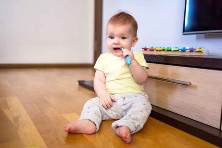 How to Relieve an Infant's Pain Caused by Teething