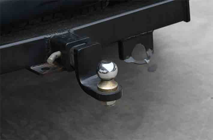 How-To-Install-A-Tow-Hitch-On-Your-Vehicle