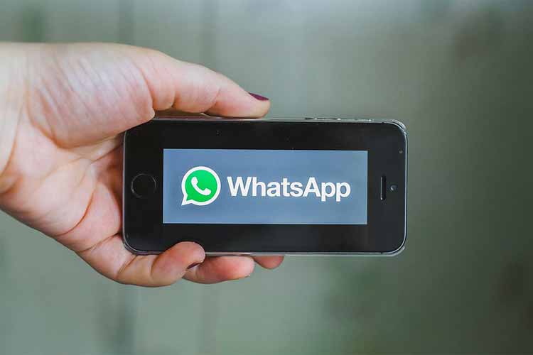 How to Add a Contact in Whatsapp Aero