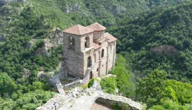 Five Good Reasons Why You Should Visit Bulgaria