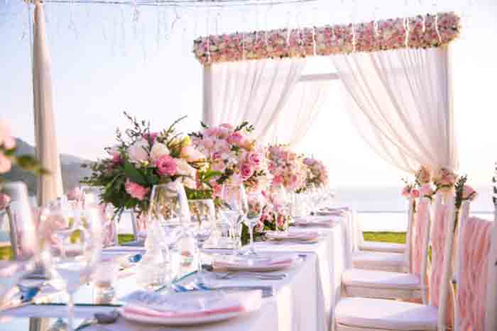 How to Plan a Beach Wedding